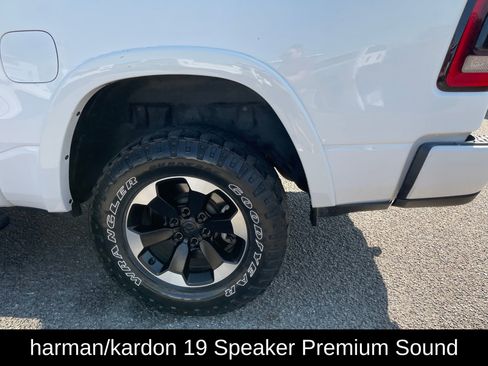 Used 2022 RAM 1500 Laramie image 9