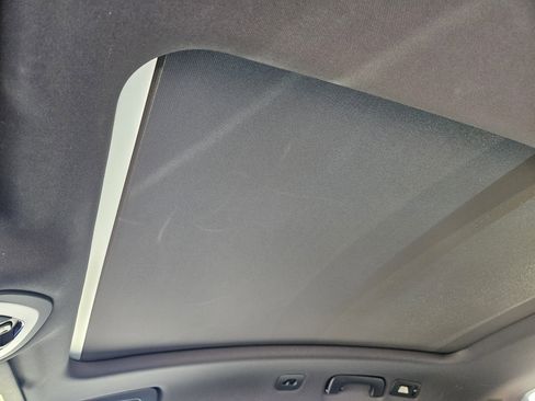 Certified 2025 Porsche Macan image 29