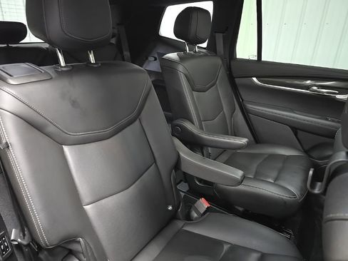 Used 2021 Cadillac XT6 Sport AWD/4WD image 17