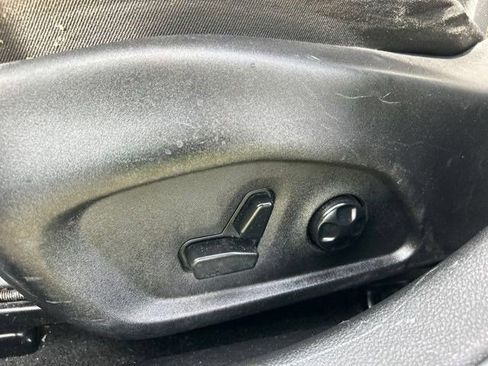 Used 2018 Jeep Compass Limited AWD/4WD image 12