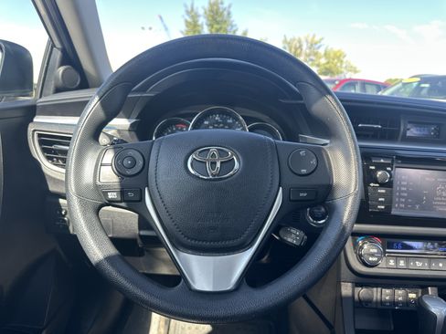 Used 2016 Toyota Corolla LE Premium FWD image 19