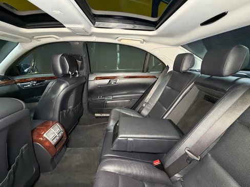 Used 2013 Mercedes-Benz S 550 w/ Sport Pkg Plus One image 24