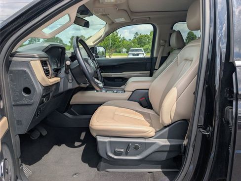 Used 2024 Ford Expedition Max Limited AWD/4WD image 13