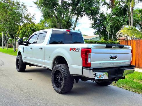 Used 2017 Ford F250 Lariat w/ Chrome Package AWD/4WD image 12