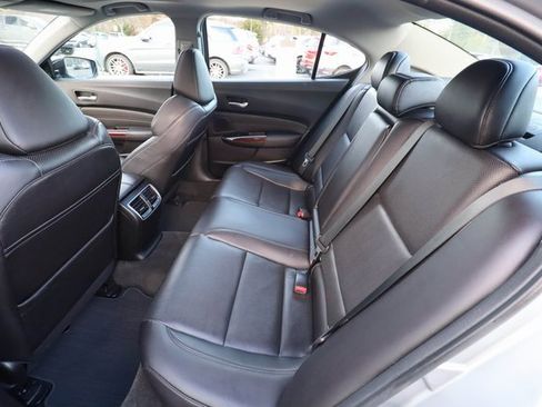 Used 2017 Acura TLX V6 SH-AWD w/ Technology Pkg image 28