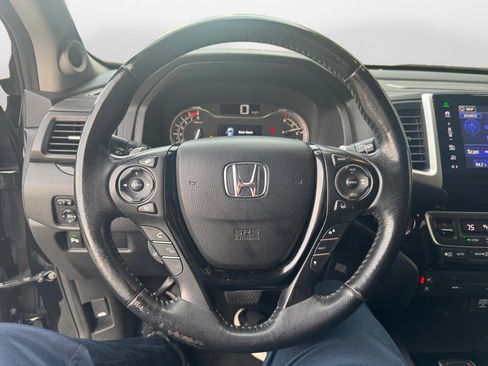 Used 2016 Honda Pilot Elite image 12