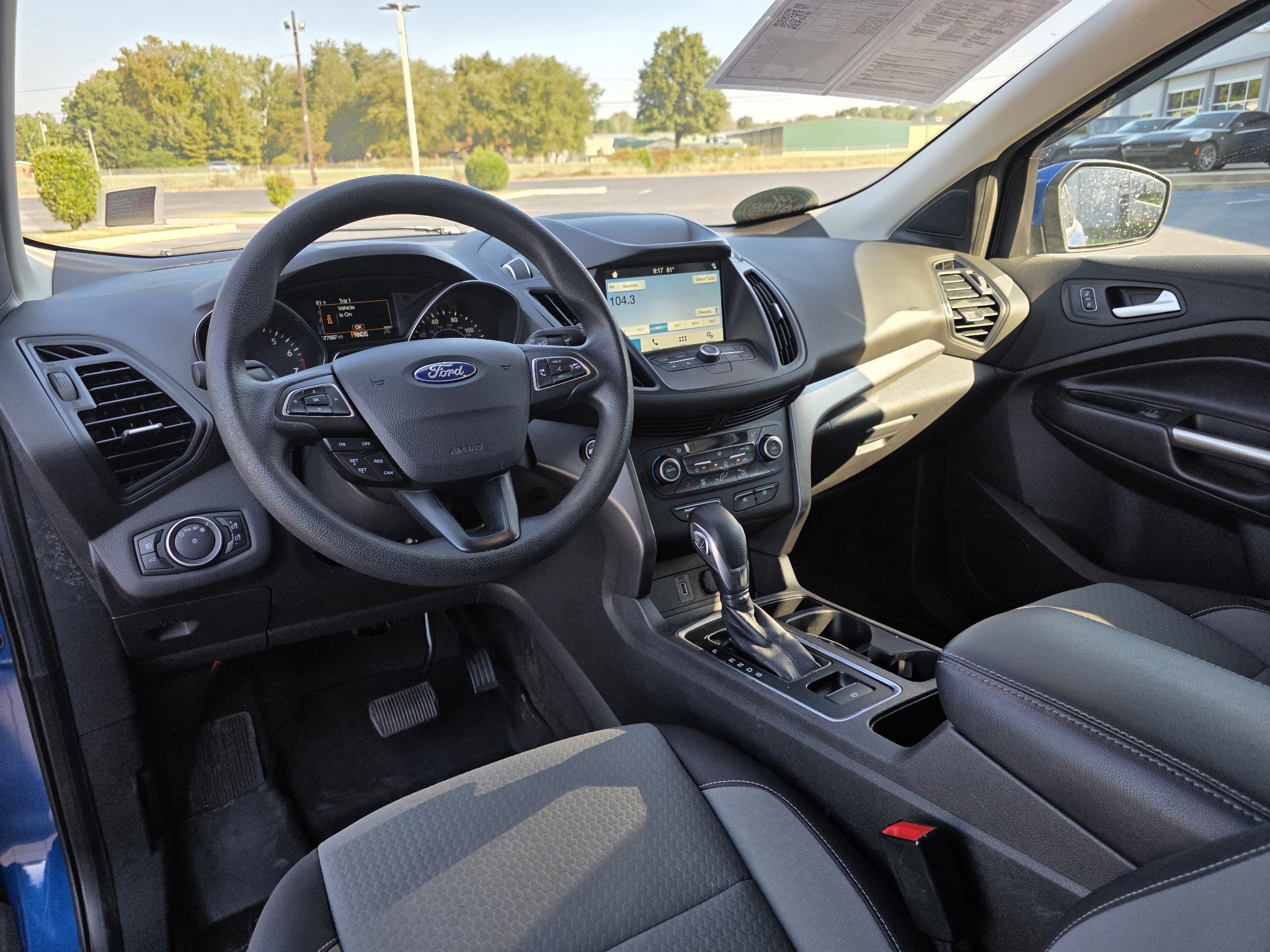 Used 2019 Ford Escape SE FWD image 17