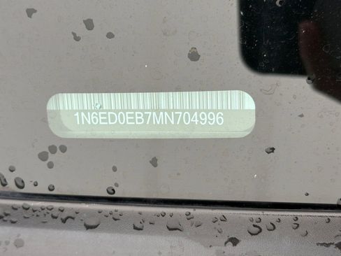 Used 2021 Nissan Frontier SV w/ SV Utility Package image 3