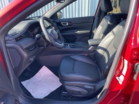 New 2026 Jeep Compass Latitude image 20