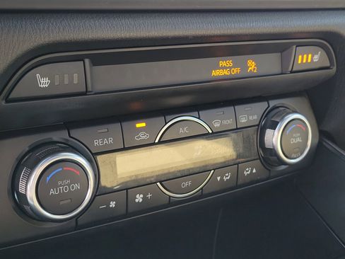 Used 2017 MAZDA CX-9 Grand Touring image 12