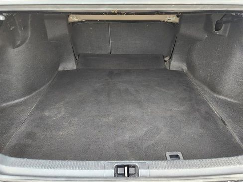 Used 2022 Toyota Camry LE image 22