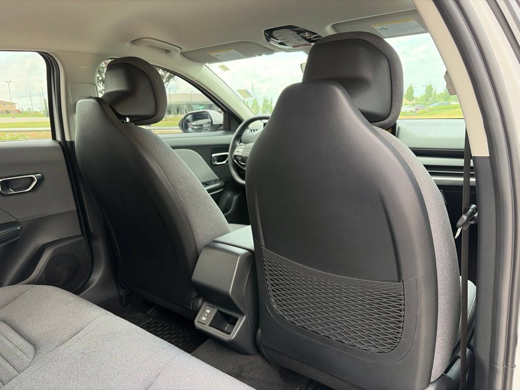 Used 2025 Kia K4 EX FWD image 35