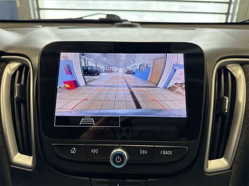 Used 2024 Chevrolet Malibu LT image 25