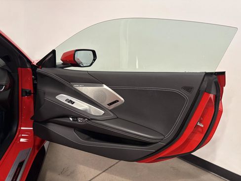 Used 2022 Chevrolet Corvette Stingray Preferred Cpe w/ Z51 Performance Package RWD image 38