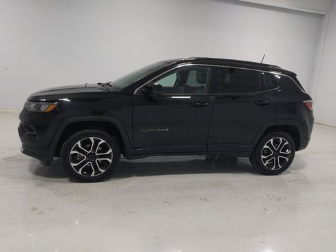 Used 2022 Jeep Compass Limited AWD/4WD image 2