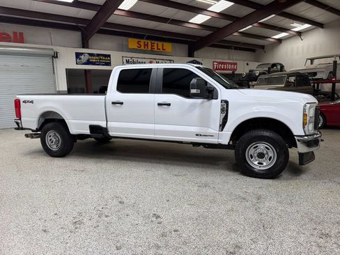 Used 2024 Ford F350 XL w/ XL Off-Road Package AWD/4WD image 10