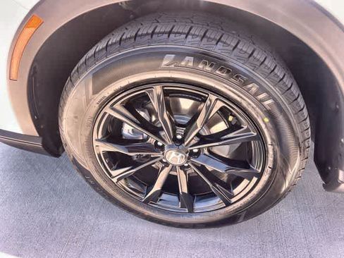 Used 2025 Honda CR-V Sport image 9