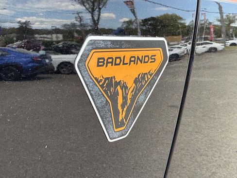 Used 2022 Ford Bronco Badlands AWD/4WD image 12