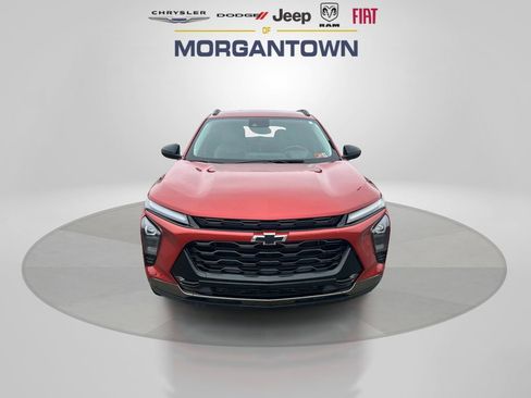 Used 2024 Chevrolet Trax ACTIV image 2