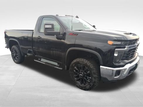 Used 2025 Chevrolet Silverado 3500 LT AWD/4WD image 9