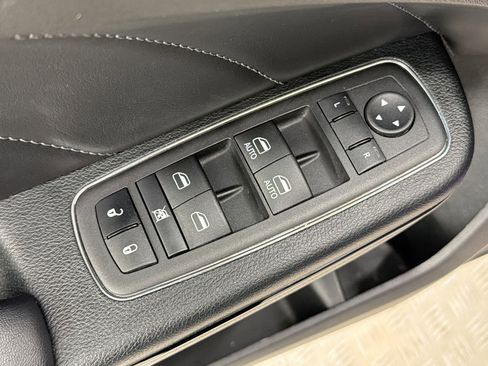 Used 2023 Dodge Charger R/T w/ Plus Group RWD image 17