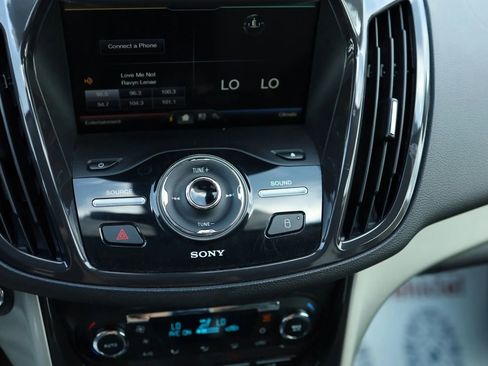 Used 2014 Ford C-MAX Energi SEL w/ Equipment Group 302A image 20