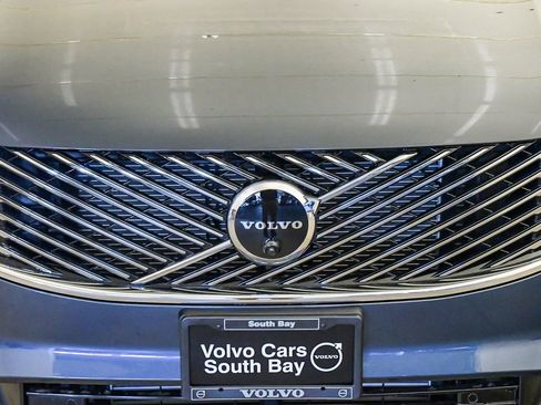 New 2026 Volvo XC90 T8 Ultra w/ Protection Package Premier AWD/4WD image 8
