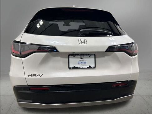 Certified 2025 Honda HR-V EX-L image 9