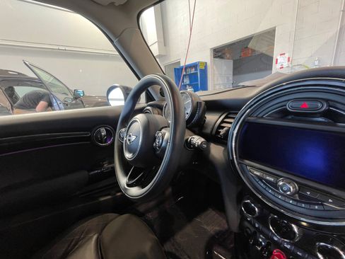 Used 2015 MINI Cooper S image 26