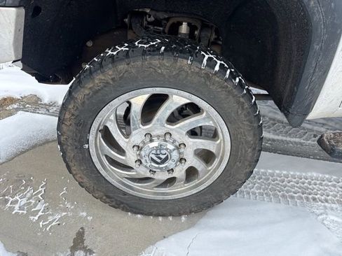 Used 2021 GMC Sierra 3500 Denali w/ Denali Ultimate Package image 5