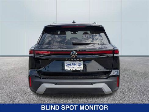 Certified 2026 Volkswagen Tiguan S FWD image 4