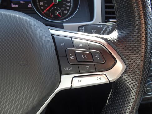 Used 2021 Volkswagen Atlas SE w/ Panoramic Sunroof Package image 36