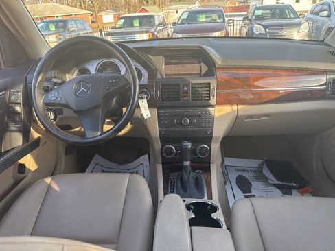 Used 2010 Mercedes-Benz GLK 350 4MATIC image 9