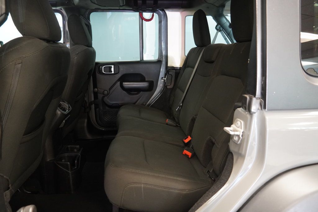 Used 2018 Jeep Wrangler Unlimited Sport AWD/4WD image 26