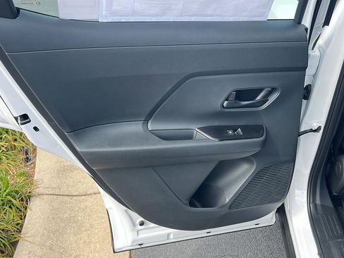 New 2026 Nissan Kicks S image 17