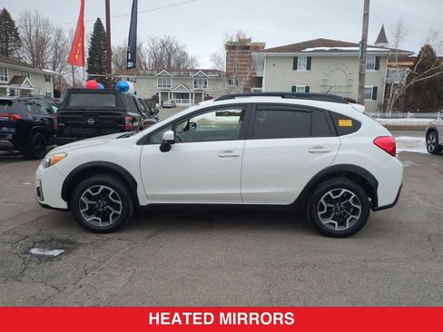 Used 2017 Subaru Crosstrek 2.0i Premium w/ Moonroof Package image 7