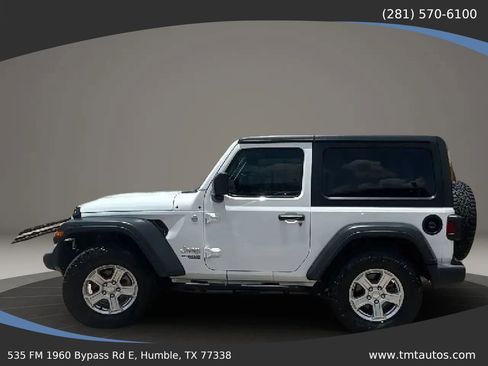 Used 2019 Jeep Wrangler Sport AWD/4WD image 4