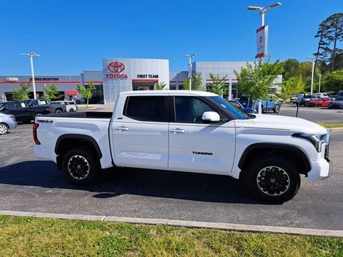 New 2026 Toyota Tundra SR5 AWD/4WD image 5