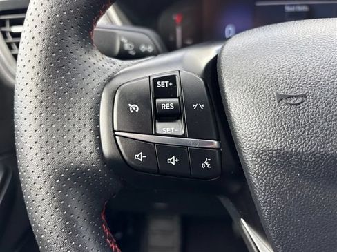 Certified 2025 Ford Escape ST-Line AWD/4WD image 28