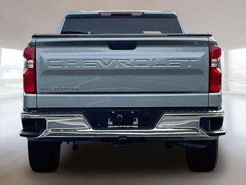 Used 2024 Chevrolet Silverado 1500 LT AWD/4WD image 5