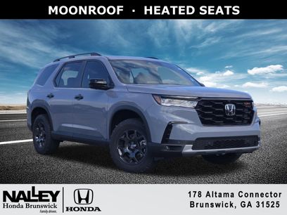 New 2025 Honda Pilot TrailSport