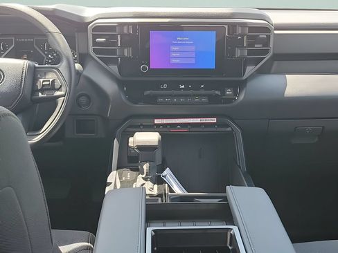 New 2025 Toyota Tundra SR w/ SR Tow Package AWD/4WD image 28