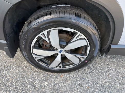 Used 2019 Subaru Forester Touring image 18