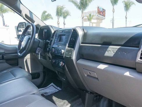 Used 2018 Ford F350 XL w/ Trailer Tow Package AWD/4WD image 11