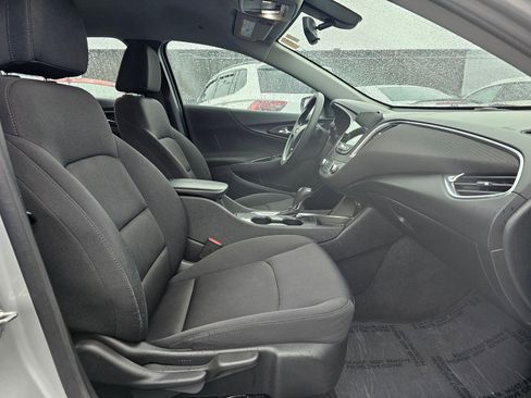 Used 2020 Chevrolet Malibu LT image 10