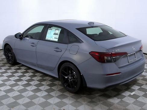 Used 2025 Honda Civic Sport image 9