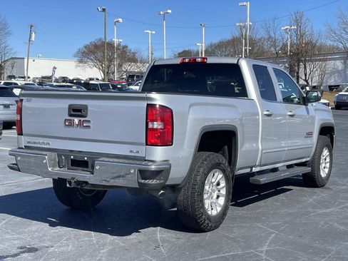 Used 2018 GMC Sierra 1500 SLE w/ Suspension Package, Off-Road image 3