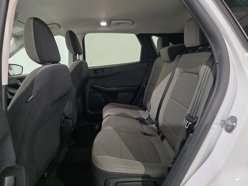 Used 2022 Ford Escape SE image 20