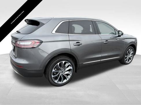 Used 2023 Lincoln Nautilus Reserve image 7