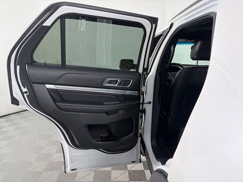 Used 2017 Ford Explorer Sport w/ Equipment Group 401A AWD/4WD image 12